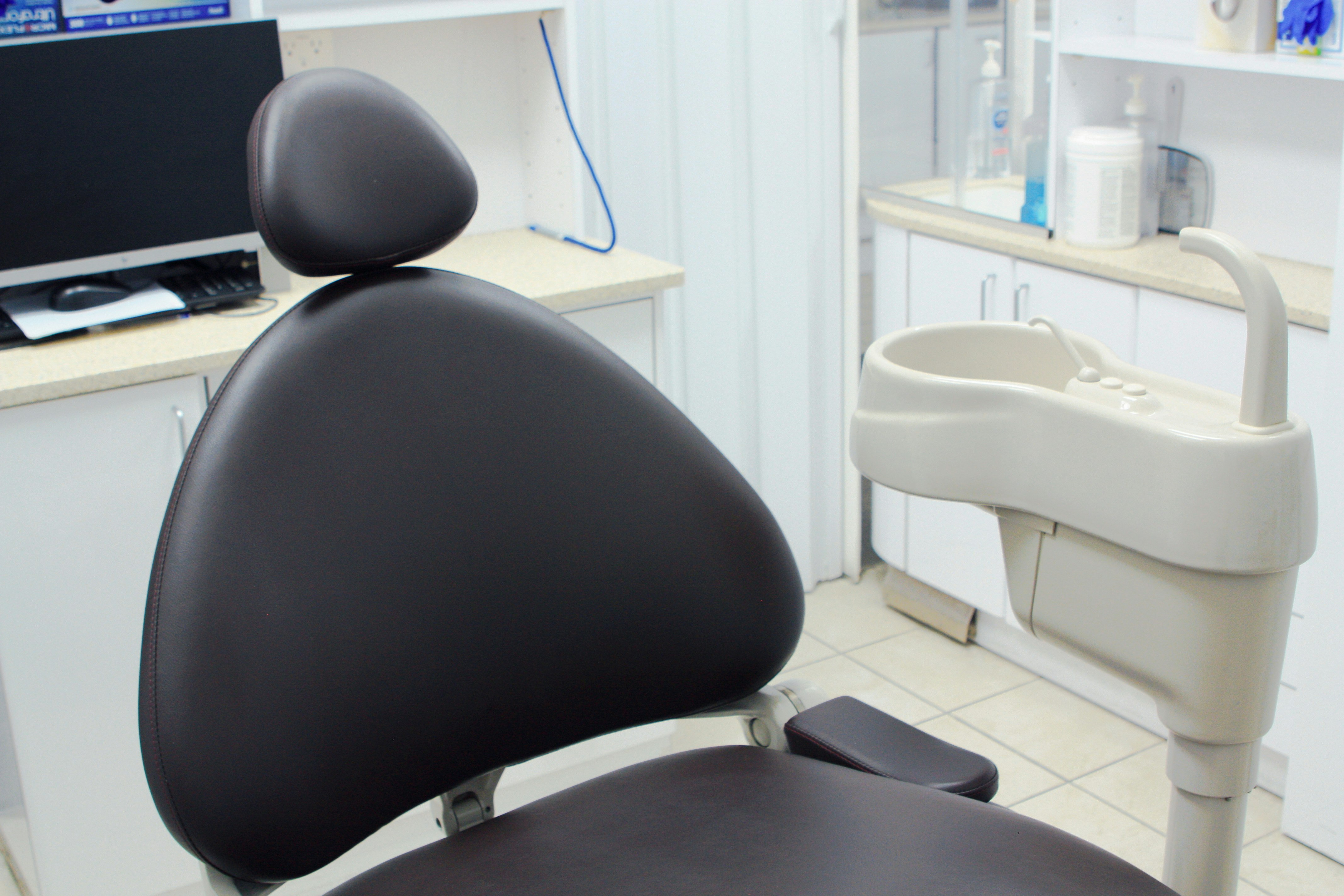 Dental scanner used for oral health examinations